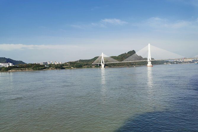 2-Day to Xiling Gorge in Yichang from Wuhan by Bullet Train - What’s Included and What to Expect