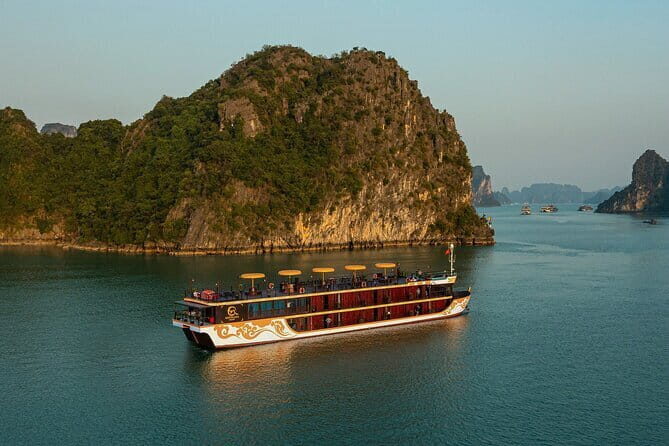 2 Days and 1 Night in Lan Ha Bay with Icon Cruise from Hanoi - Day Two: Sunrise, Kayaking, and a Laid-Back Farewell