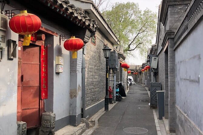 2-Hour Private Hutong Waking Tour with Peking Duck - Authentic Experiences and Insights from Reviewers