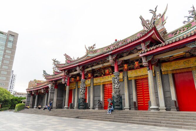 2-Hour Vegetarian Private Walking Tour - Xingtian Temple - The Experience — What to Expect