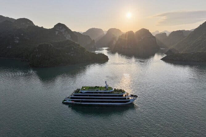 2D1N Ha long to Lan Ha Bay Tour Velar of the Seas 5 star cruise - An In-Depth Look at the Itinerary
