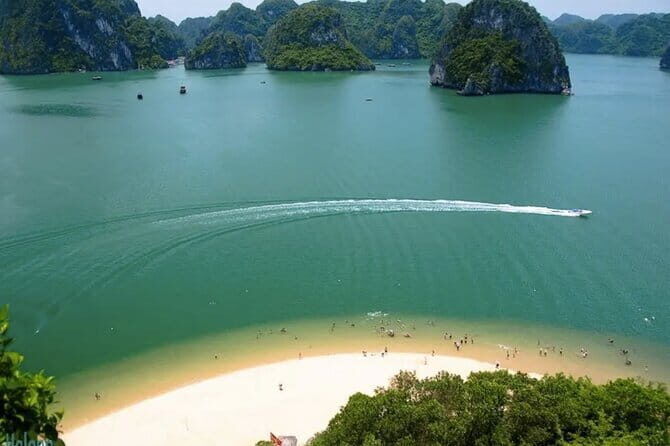 3 Day Halong Bay Voyage - The Pickup and Early Morning Start