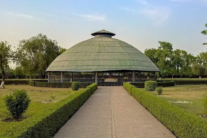 3 Day Private Tour, Bodhgaya to Varanasi via Rajgir, Kushinagar - FAQ
