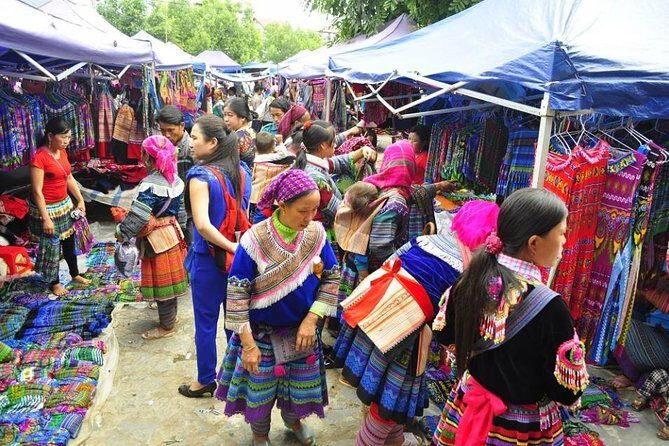 3-day Sapa trekking and Bac Ha market on Sunday - Detailed Breakdown of the Itinerary
