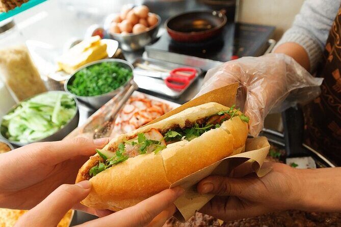 3 Hours Hanoi Street Food Tour by Walking & Food Tasting - Walking Through the Itinerary