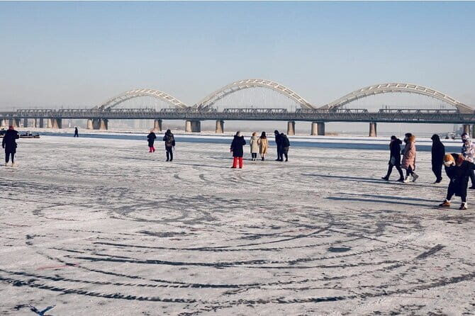 3 Hours Harbin Frozen Songhua River Sightseeing - Who is this tour perfect for?