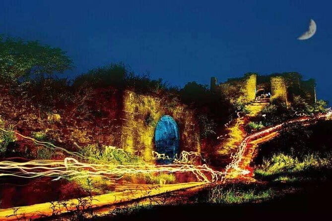 4-Day Private Tour Guizhou Hailongtun Castle and Danxia Landscape from Guiyang - What Travelers Will Love About the Tour
