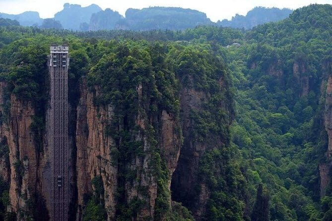 4 Days Zhangjiajie National Forest Park Hiking Tour (Classical Boutique Hotel) - What Makes This Tour Stand Out?