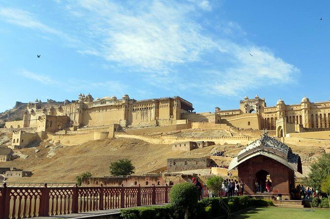 4 Days:Guided Taj Mahal, Fatehpur Sikri & Jaipur Tour From Delhi - Transportation, Accommodation, and Overall Value