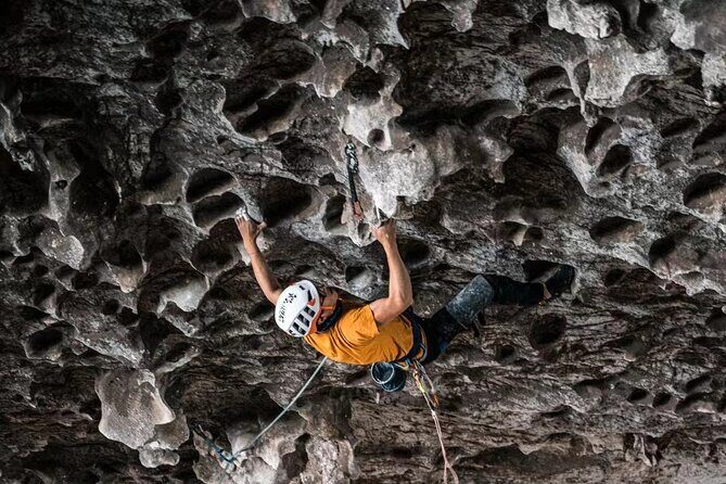 4-Hour Small Group Rock Climbing Tour in Yangshuo - Detailed Itinerary and Experience Breakdown