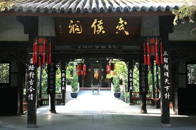 5 Day Sichuan Cuisine Museum Panda Base and Wuhou Temple Tour - An In-Depth Look at the 5-Day Chengdu Experience