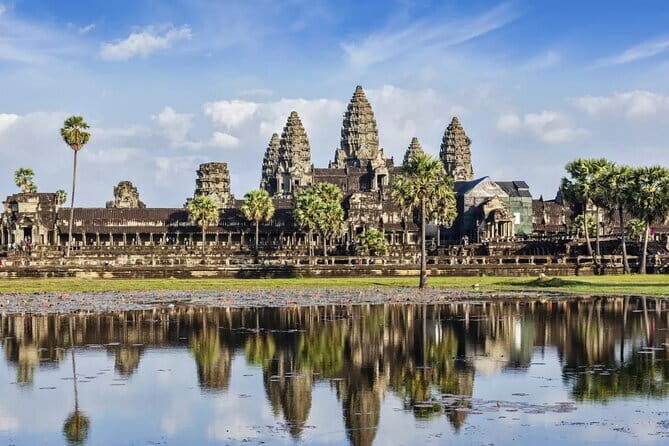 6-Day Exploration of Angkor Wat, Siem Reap & Phnom Penh - Who Would Love This Tour?