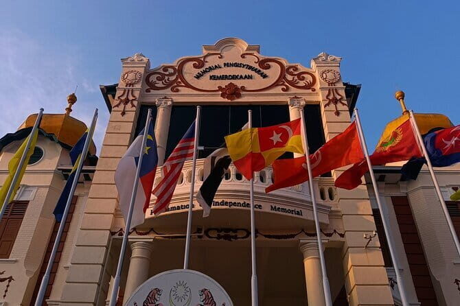 8 Hour Shared Malacca Evening Tour, River Cruise and Trishaw Ride - Climbing to History on St. Paul’s Hill and A Famosa