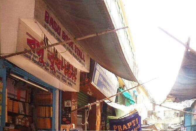 A Private Morning Walk Through Kolkata's Markets with Lunch - Authentic Insights from Past Travelers