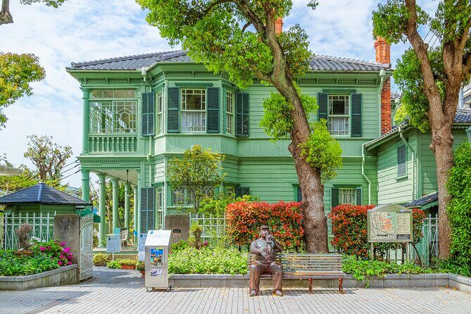 A Tour to Learn all about the international port city, Kobe! - Why This Tour Works Well