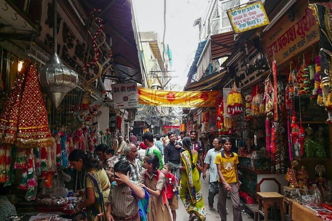 A walk through history culture and vibrant markets of Delhi - Walking Through Delhi’s Historic Streets
