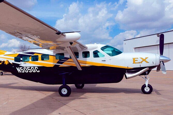 Airplane Transfer between Ratmalana Airport (RML) and China Bay Airport (TRR) - Who Will Love This Experience?