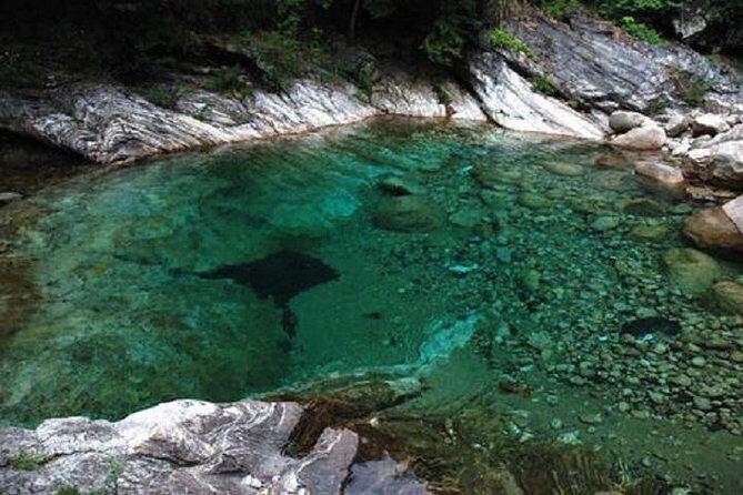 All inclusive Half day private tour of Emerald valley & Huiyun show-No shopping - A Deep Dive into the Experience