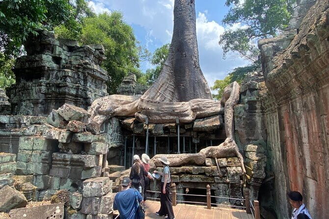 Angkor Wat Full Day Shared Tour with Guide - Frequently Asked Questions