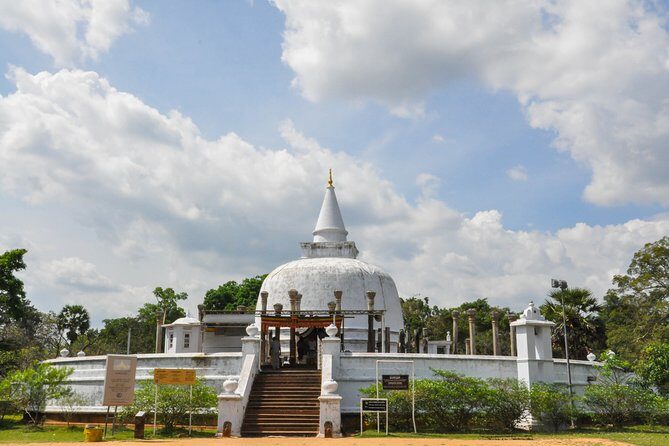 Anuradhapura Buddhist Icons Tour from Sigiriya - Who Is This Tour Best For?