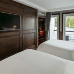 Apple Cruise 2-day Explore Halong Bay and Lan Ha Bay from Hanoi - What Makes This Cruise Stand Out?