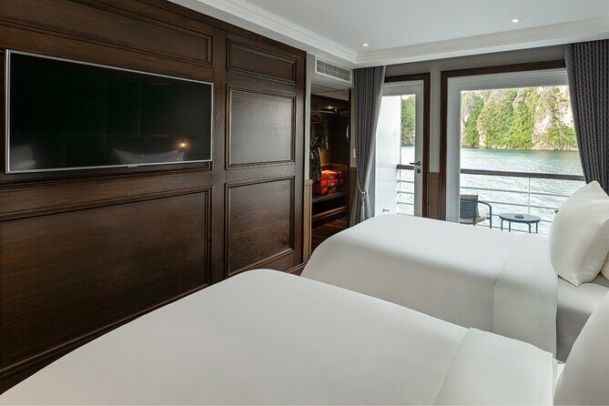 Apple Cruise 2-day Explore Halong Bay and Lan Ha Bay from Hanoi - What Makes This Cruise Stand Out?