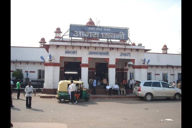 Arrival and departure assistance at Agra railway station , bus stand - What to Expect from the Service