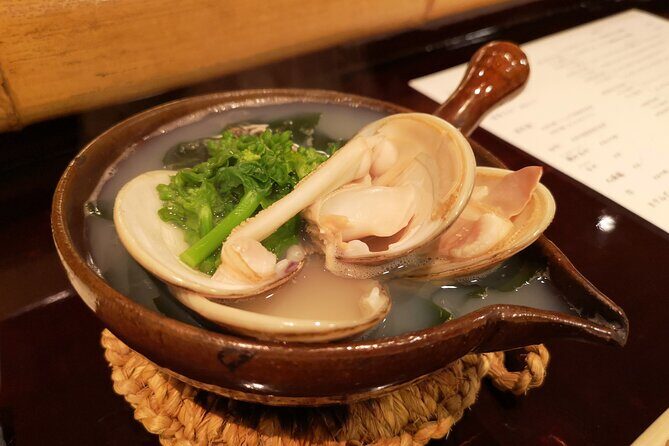Authentic Kyoto Cuisine Tour with a local guide - Who Should Consider This Tour?