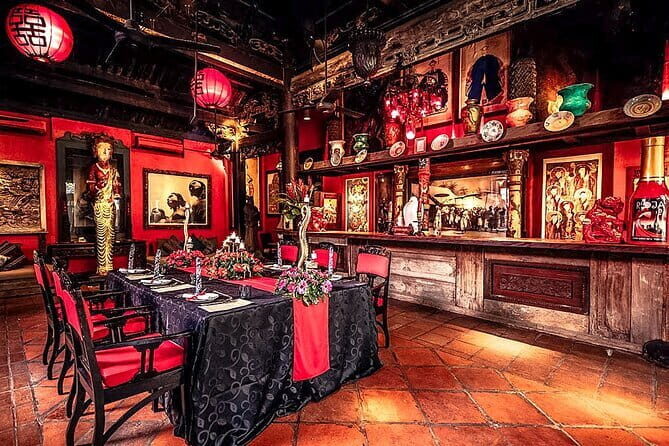 Babah Peranakan Dinner in Kang Xi Temple 1706 - A Deep Dive into the Experience