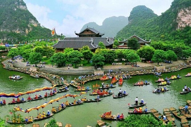 Bai Dinh Pagoda and Trang An Luxury Full Day Tour with limousine bus transfer - Authentic Insights from Travelers