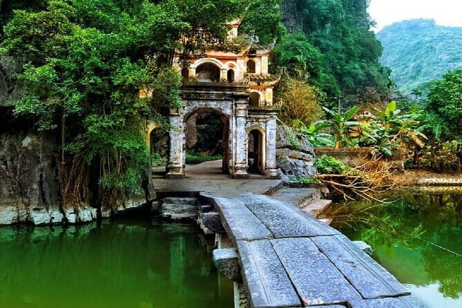 Bai Dinh Pagoda Trang An and Eco Hang Mua Cave Heritage Day Tour - What’s Included and How It Adds Value