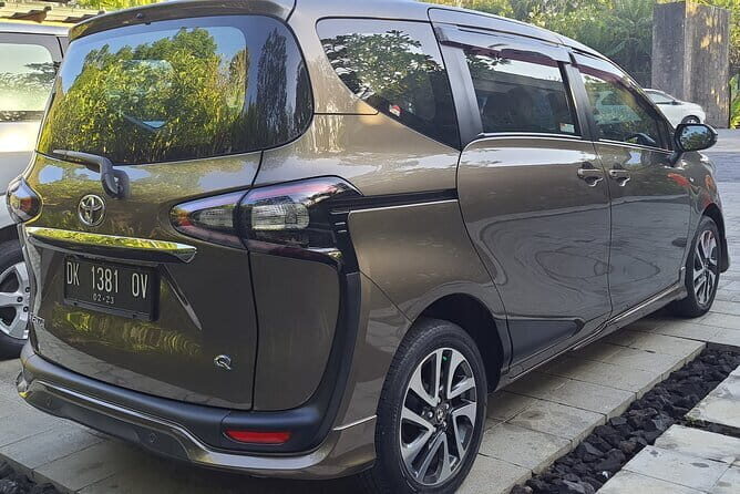 Bali Airport Transfer Check in or Check out Ubud Area Luxury Car - Why This Service Stands Out
