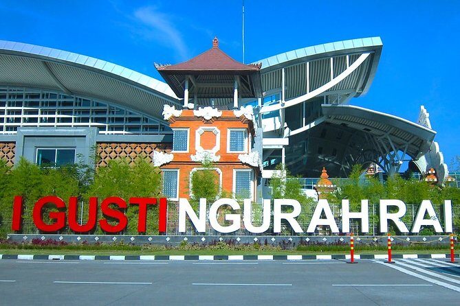 Bali Private Pick up Airport to Ubud Hotels - The Sum Up