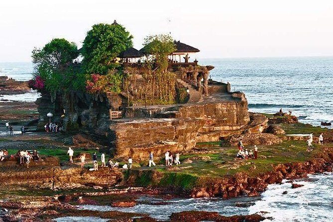 Bali : Sacred Temple Tanah lot,Taman Ayun & Uluwatu - Transportation and Overall Experience