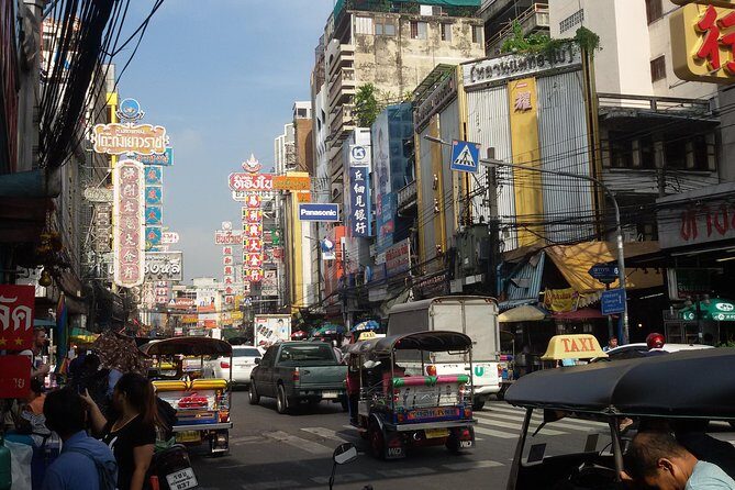 Bangkok Tour by Foot, Tuk-Tuk, and Riverboat - Who Is This Tour Best Suited For?