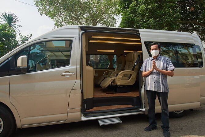 Bengaluru Airport (BLR) to Bengaluru Round-Trip Transfer - Why This Transfer Service is Worth Considering