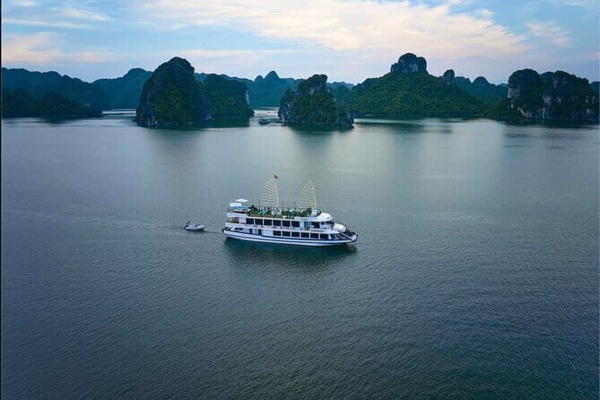 Best Selling Sonata Cruise Halong: Buffet & Live Music Adventure - The Itinerary Breakdown