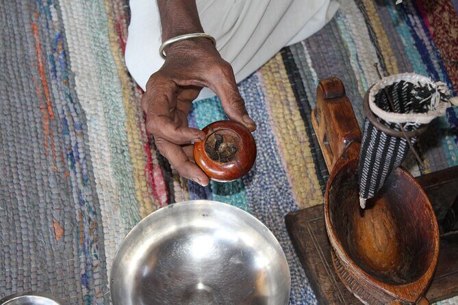 Bishnoi Village Safari Jodhpur Jeep Half Day Private Tour - Stop 2: Salawas – A Textile and Pottery Haven