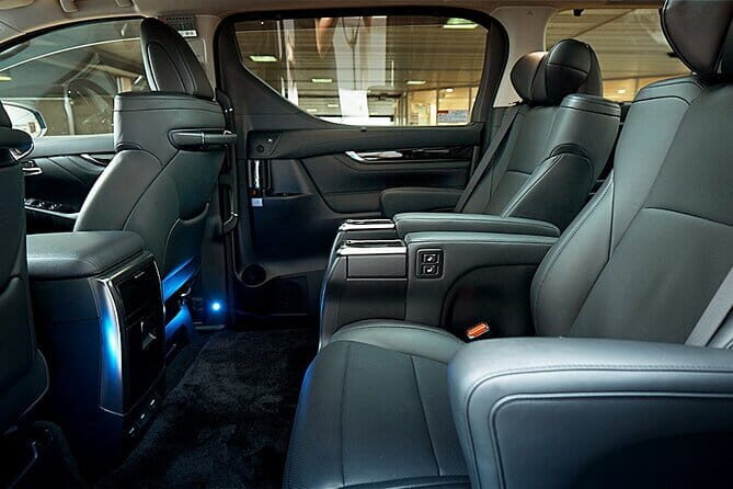 Center Tokyo Private One Way Transfer To Narita Airport (License) - The Experience Based on Feedback