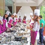 Chengdu Panda Base visit Sichuan cuisine learning experience - Who Should Consider This Tour?