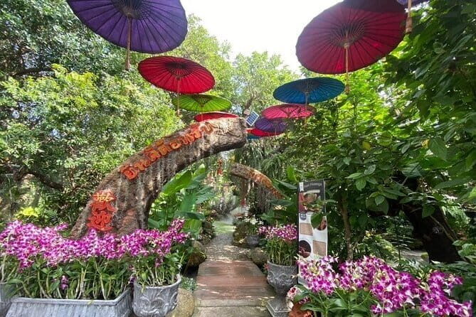 Chiang Mai-Chiang Rai: White temple-Blue Temple-Lalita Cafe-Lunch - What’s Included and What’s Not