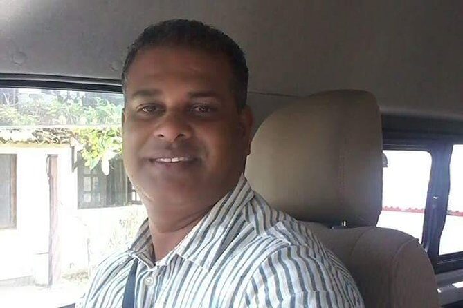 Colombo city tour starting from Negombo with License chauffeur Guide - Who Should Book This Tour?