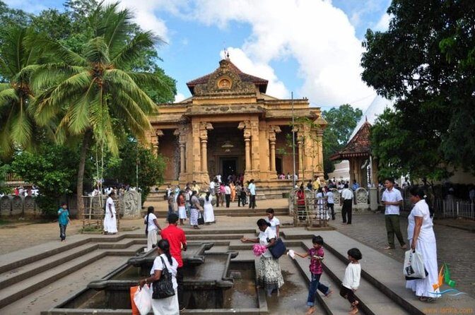 Colombo port passenger terminal shore excursions -Kelaniya temple - The Complete Breakdown of the Colombo Shore Excursion to Kelaniya and City Highlights