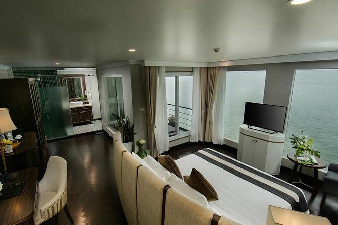 Combo package Palmy hotel and Era Cruise 4 days visit Lan Ha Bay from Hanoi - Day-by-Day Breakdown: What to Expect