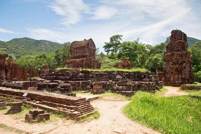 Daily group tour to My Son Sanctuary and Marble Mountain from Hoi An - Exploring the UNESCO My Son Sanctuary