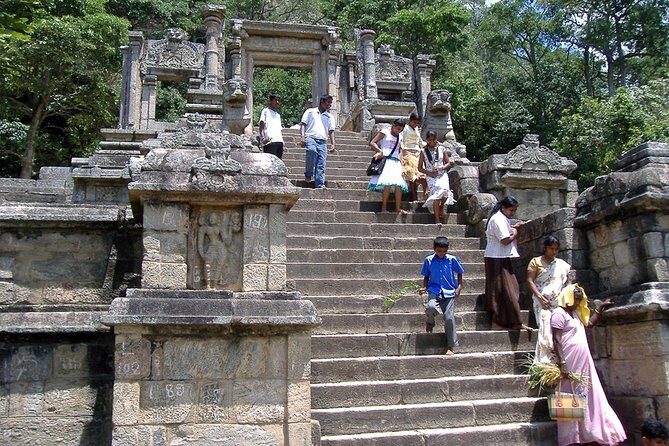 Day-trip from Anuradhapura to Haththikuchchi & Yapahuwa - Heritage Tour - Climbing Yapahuwa: The Second Sigiriya in the Making?