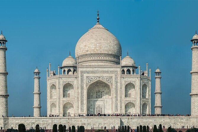 Day Trip To Agra From Pune With Air Tickets - An In-Depth Look at the Agra Day Trip from Pune