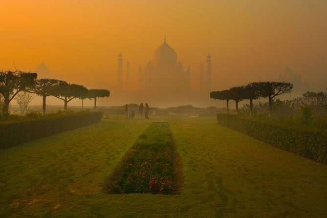 Day Trip to Taj Mahal, Agra Fort and Baby Taj Tour from Delhi - The Sum Up