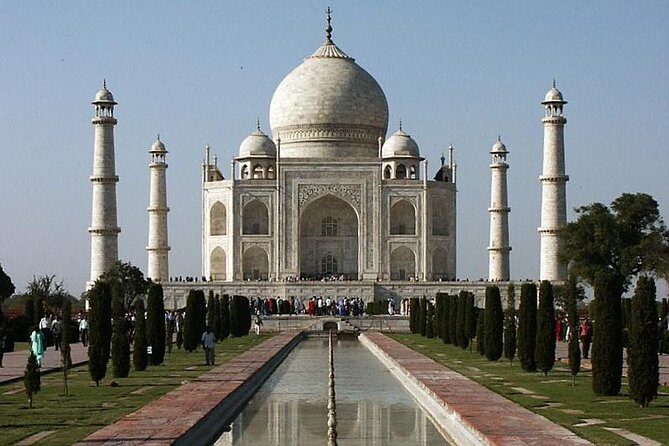 Day Trip to The Taj Mahal and Agra from Delhi by Super-fast Train - First Stop: The Taj Mahal