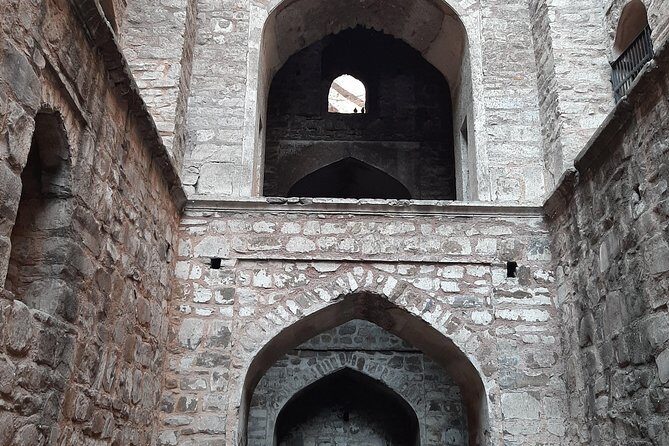 Delhi Stepwells Havelis and Local Bazzars - What Reviewers Say